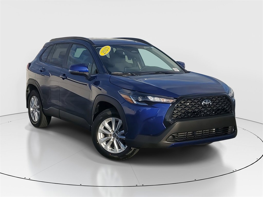 Certified 2023 Toyota Corolla Cross LE image 2