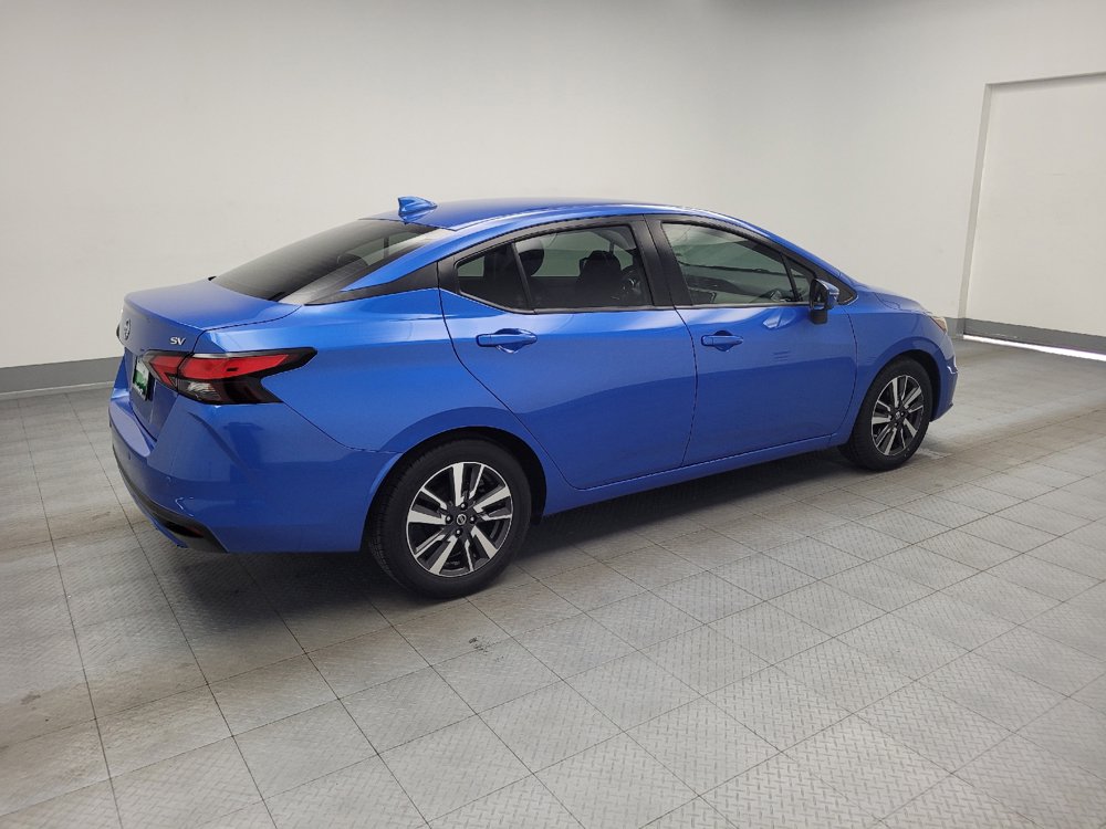 Used 2021 Nissan Versa SV FWD image 10