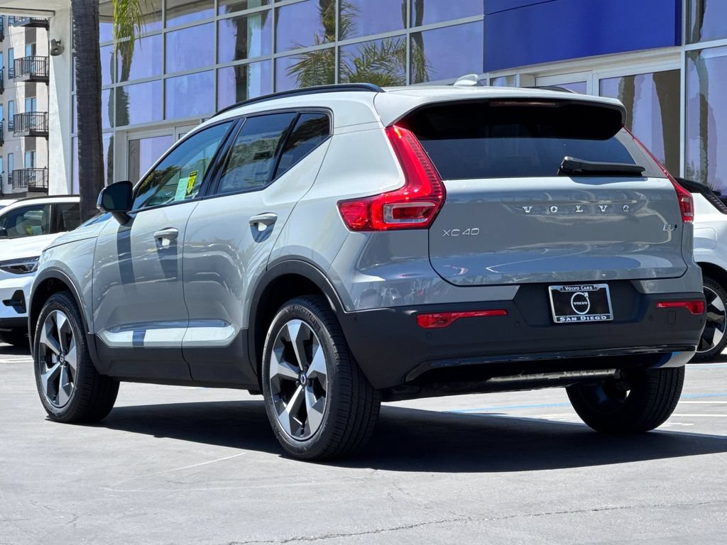 New 2026 Volvo XC40 B5 Plus w/ Protection Package Premier AWD/4WD image 3