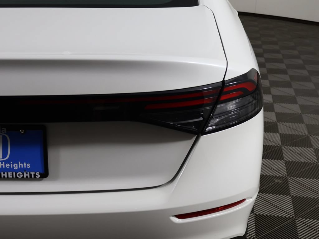Used 2023 Honda Accord LX image 13