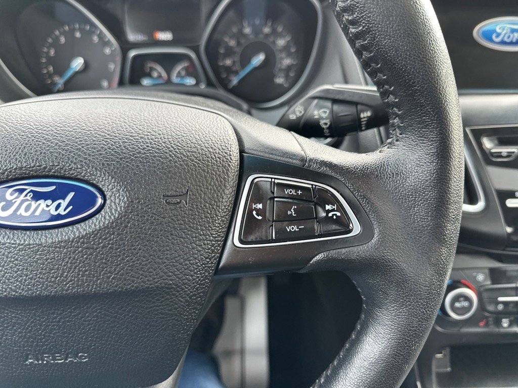Used 2018 Ford Focus Titanium FWD image 25