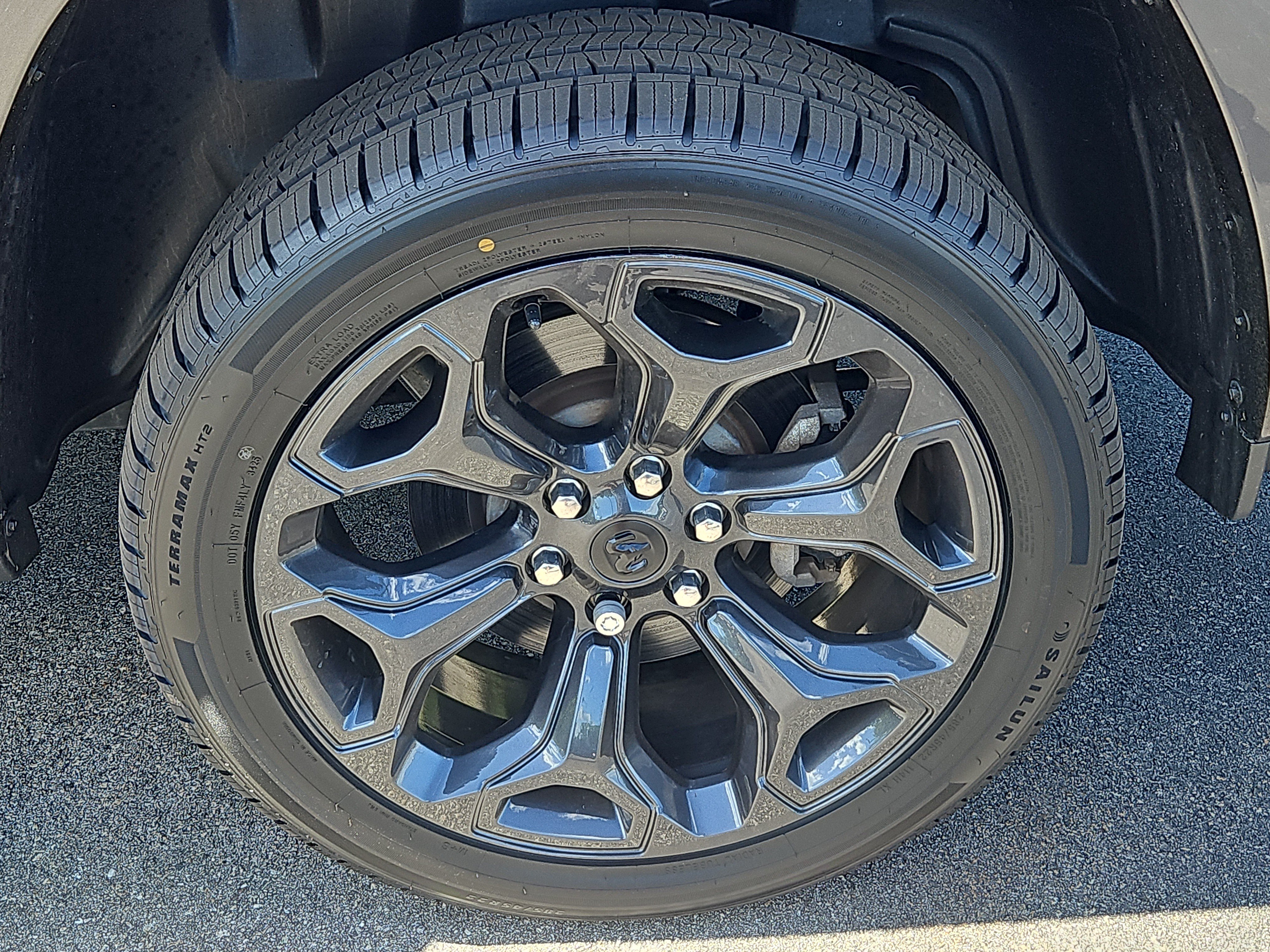 Used 2023 RAM 1500 Limited AWD/4WD image 7