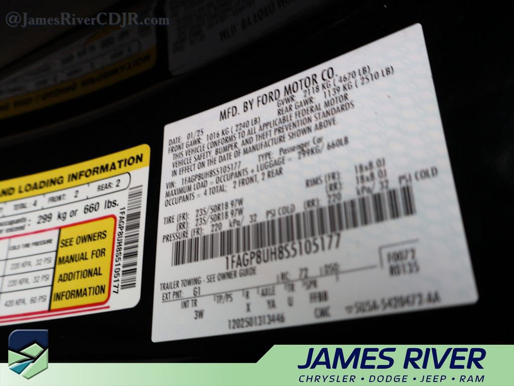 Used 2025 Ford Mustang Premium image 34