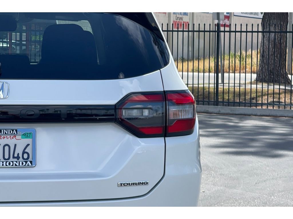 Certified 2025 Honda Pilot Touring image 50