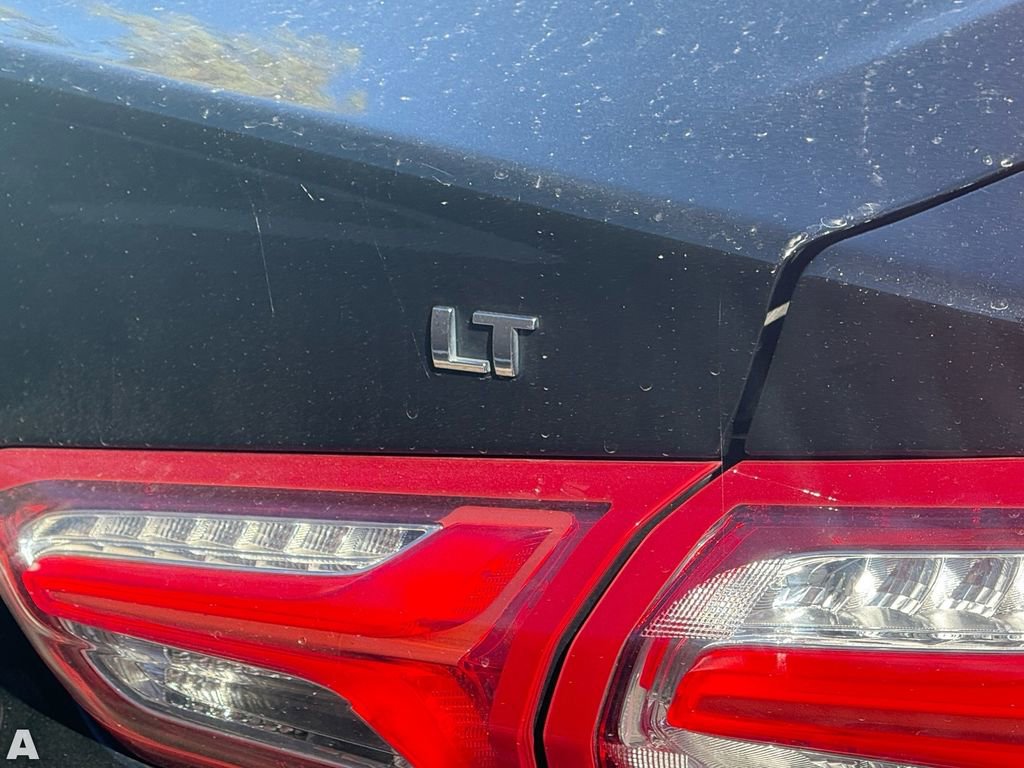 Used 2020 Chevrolet Malibu LT image 11