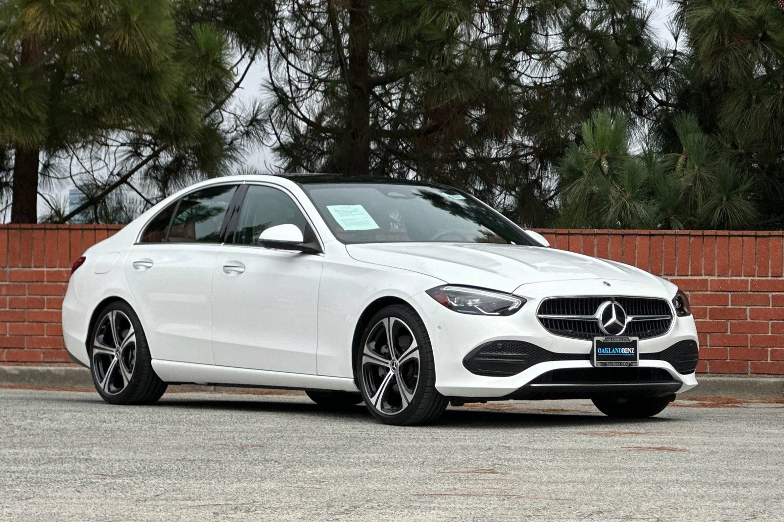 Certified 2022 Mercedes-Benz C 300 Sedan image 2