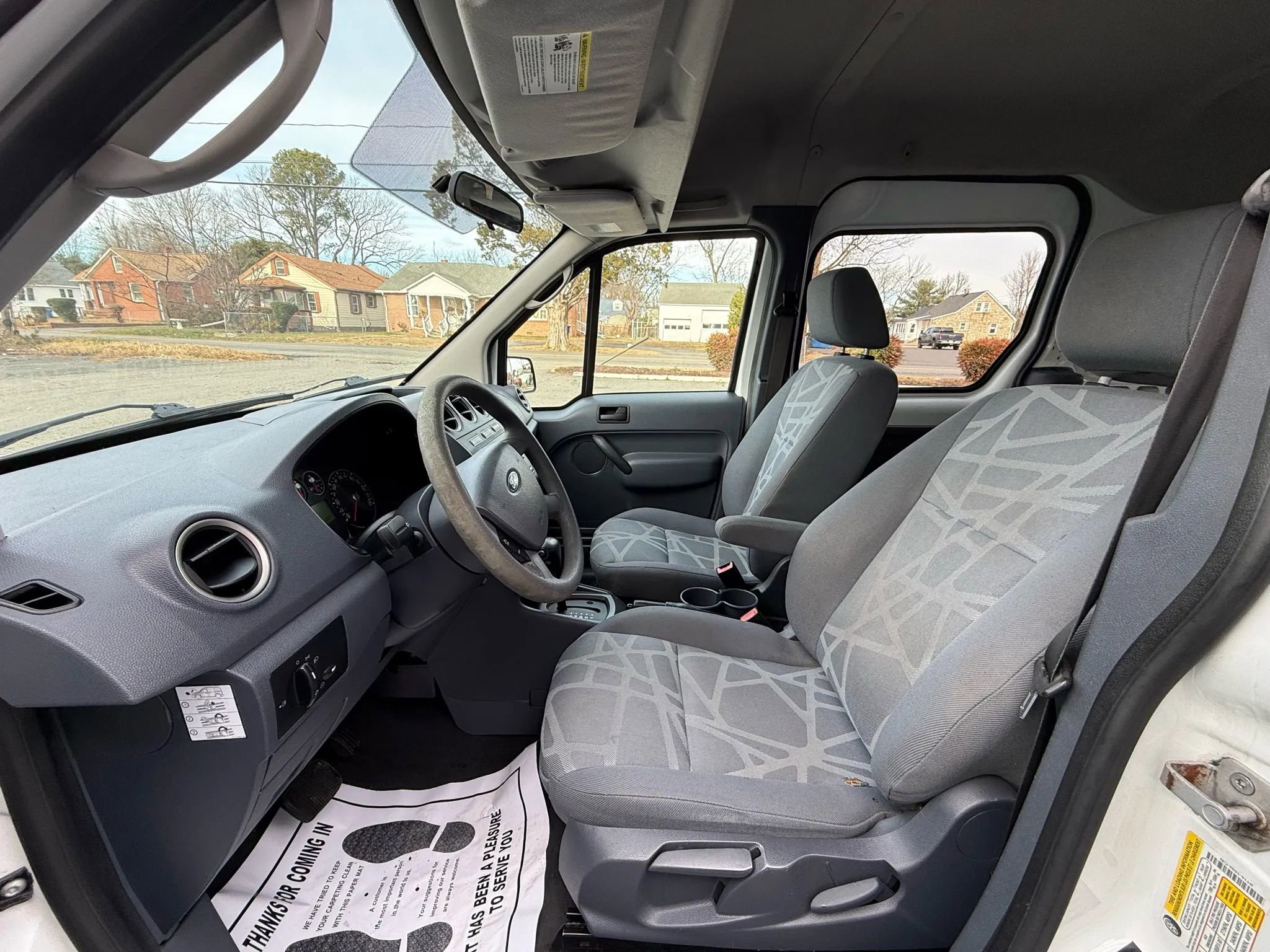 Used 2013 Ford Transit Connect XLT image 19