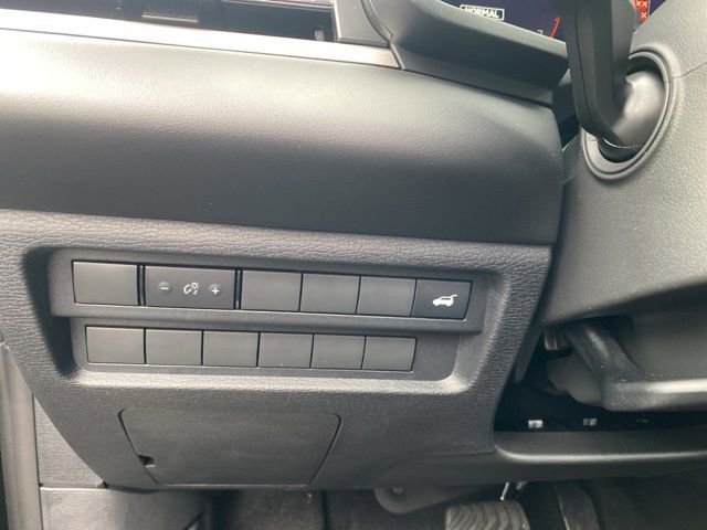 New 2025 Mitsubishi Outlander SE image 20