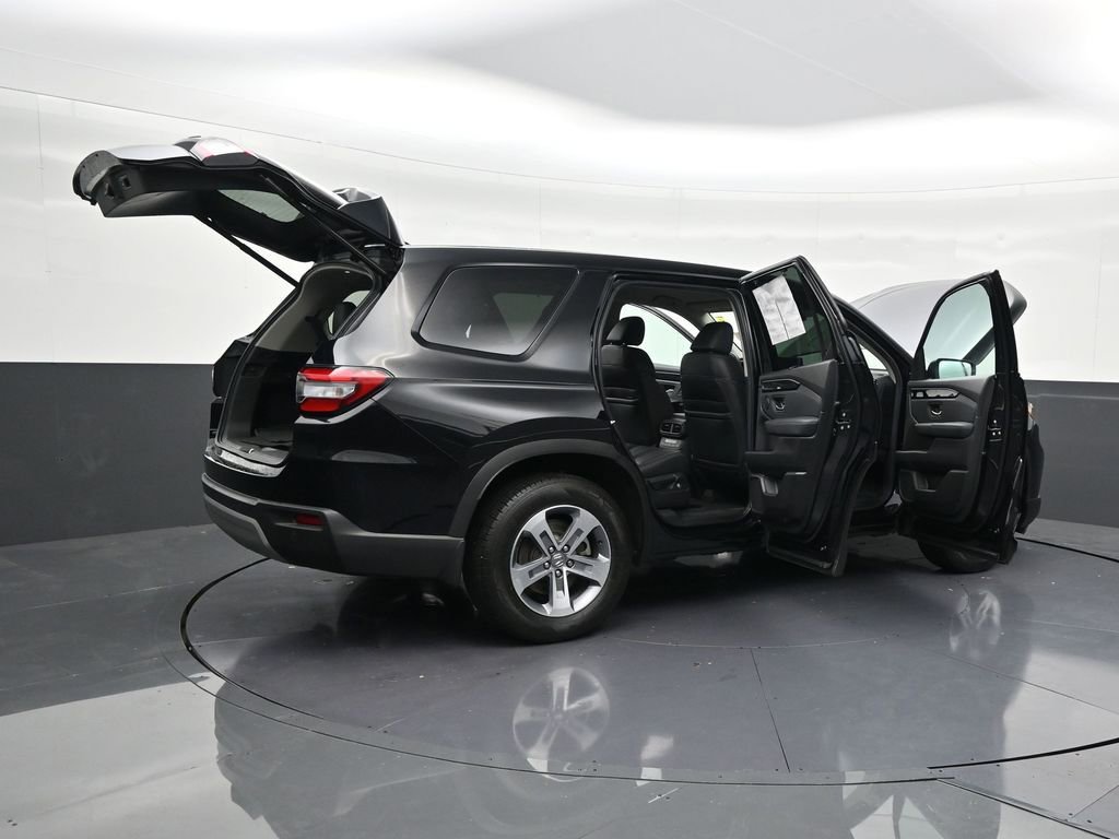 Used 2025 Honda Pilot EX-L image 27