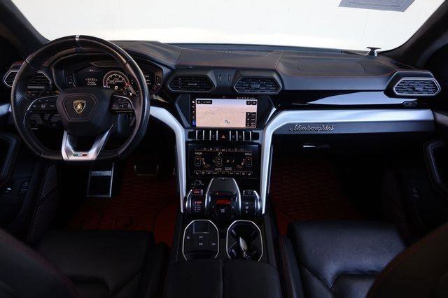Used 2019 Lamborghini Urus AWD/4WD image 26