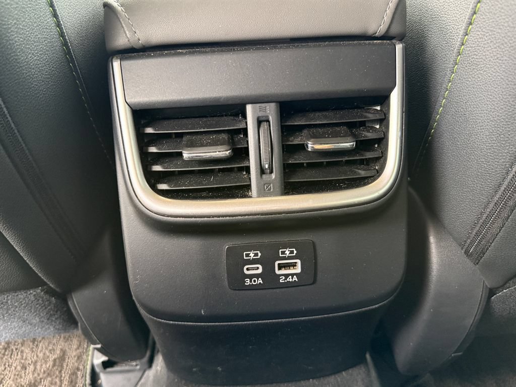 Used 2025 Subaru Outback Onyx Edition AWD/4WD image 38