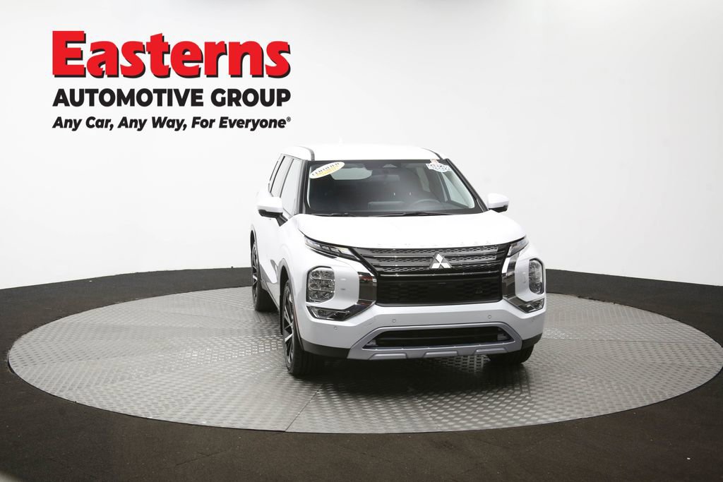 Used 2024 Mitsubishi Outlander SE image 51