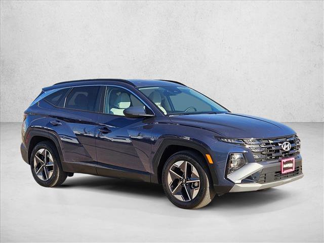 Used 2025 Hyundai Tucson SEL FWD image 3