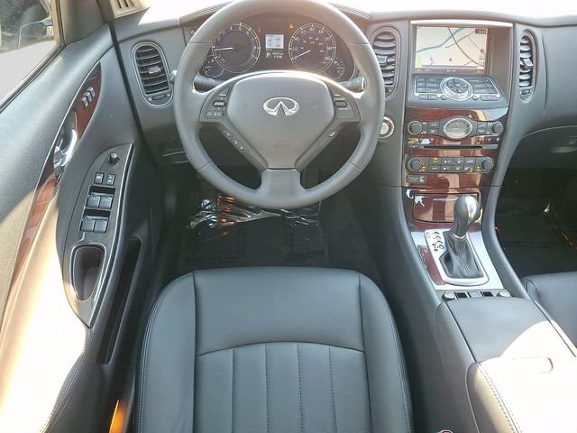 Used 2017 INFINITI QX50 2WD w/ Deluxe Touring Package image 13