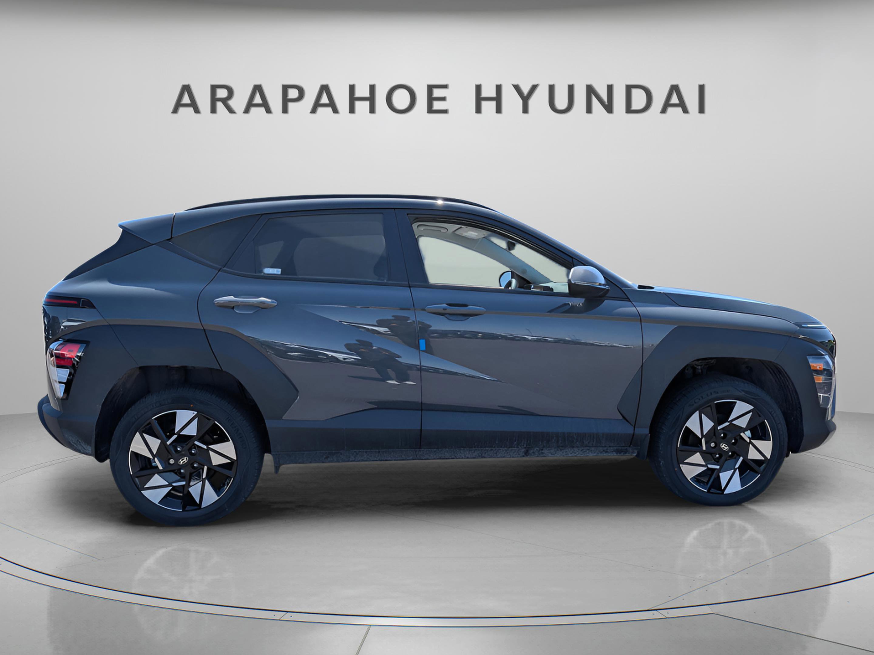 Used 2025 Hyundai Kona SEL AWD/4WD image 6
