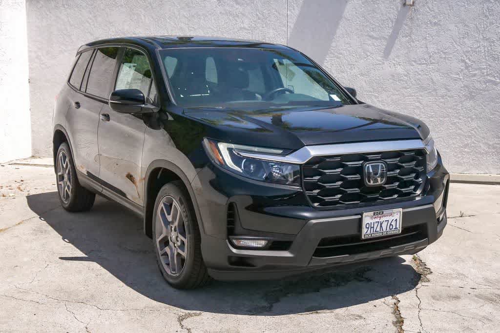 Used 2023 Honda Passport EX-L image 2