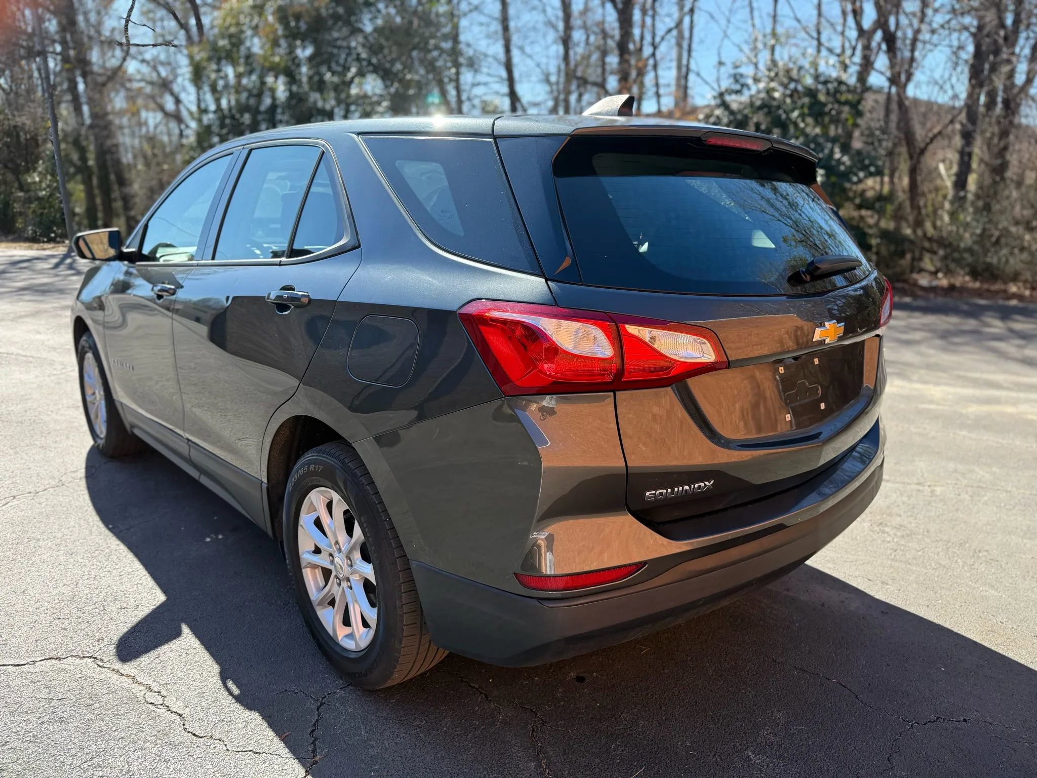 Used 2019 Chevrolet Equinox LS image 5