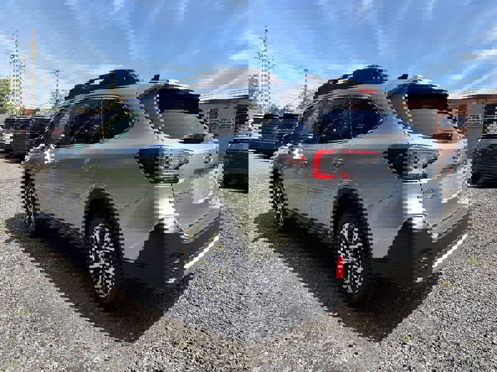 Used 2022 Subaru Outback Limited image 5