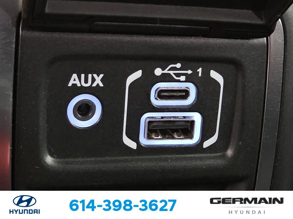 Used 2024 Jeep Wrangler Sport AWD/4WD image 31