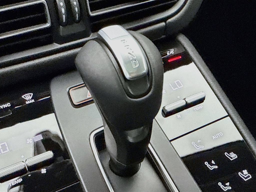 New 2026 Porsche Macan S AWD/4WD image 21