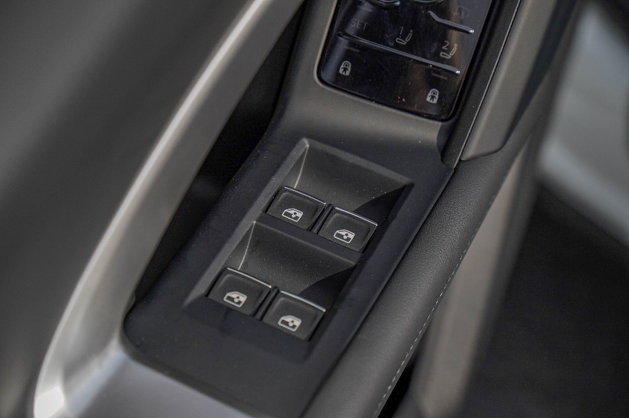 New 2025 Audi Q5 Premium Plus image 16