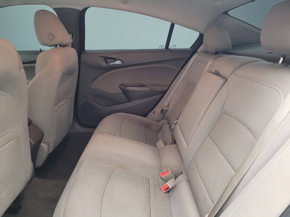 Used 2016 Chevrolet Cruze LT FWD image 18