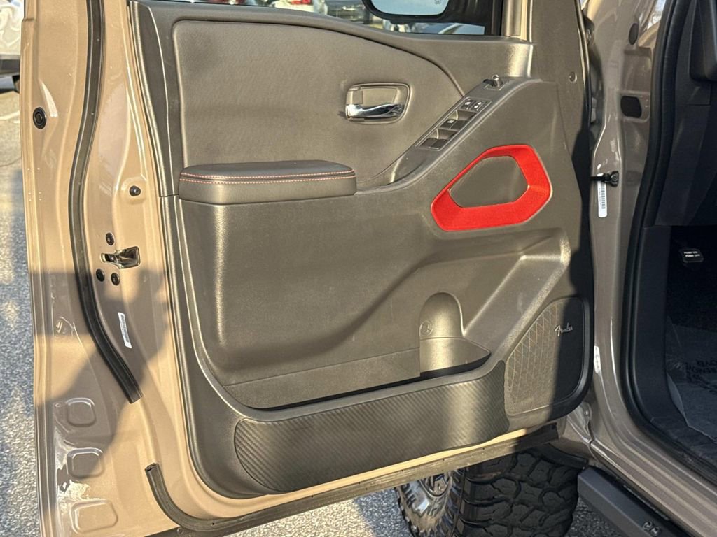 Used 2024 Nissan Frontier PRO-4X w/ Pro Premium Package image 23