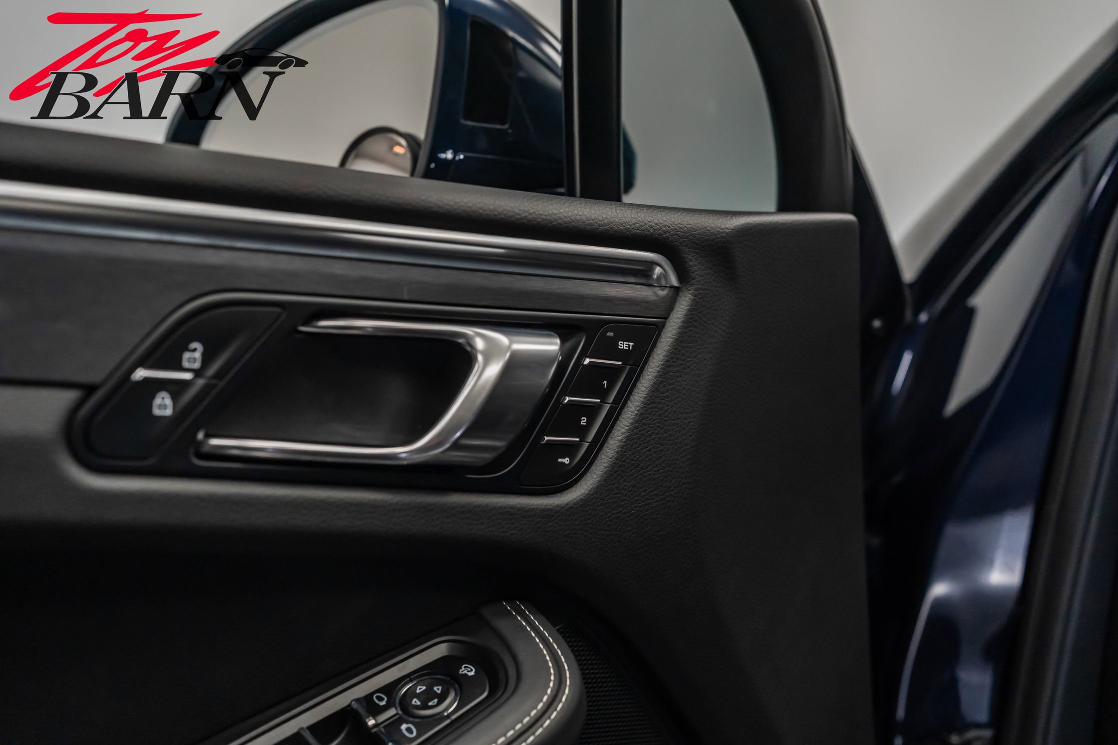 Used 2023 Porsche Macan GTS image 19