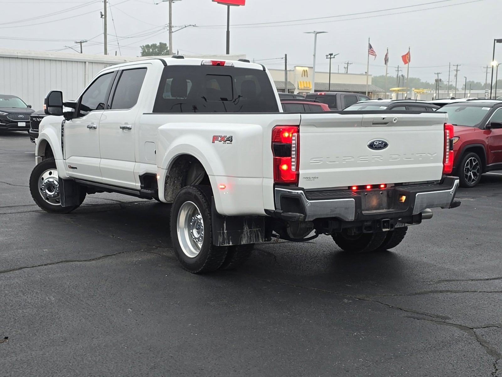 Used 2025 Ford F450 Lariat w/ Lariat Ultimate Package AWD/4WD image 61