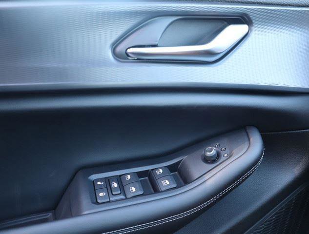 New 2024 Jeep Grand Cherokee L Laredo image 21