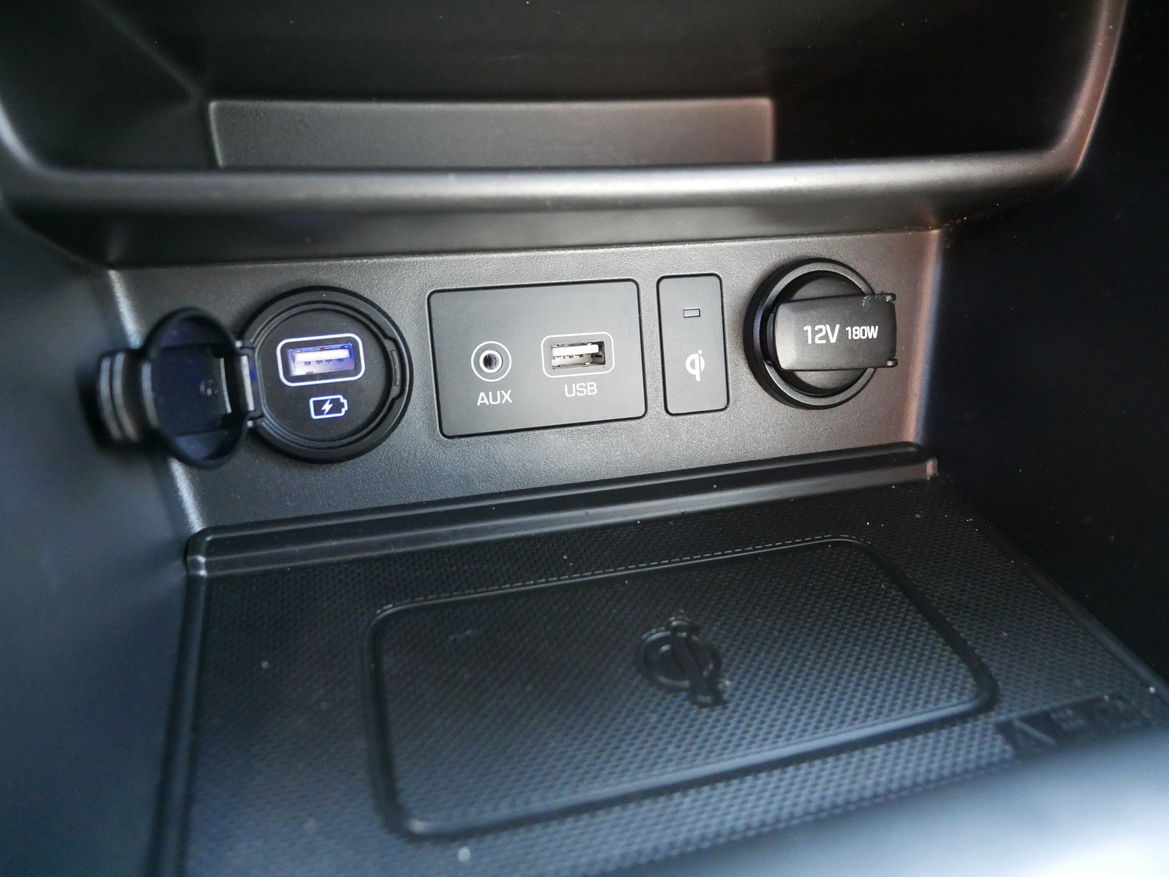 Used 2020 Hyundai Kona Limited AWD/4WD image 33