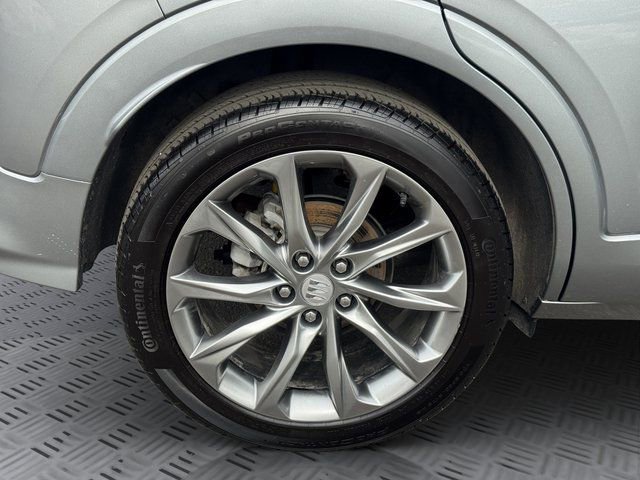 Used 2025 Buick Encore GX Avenir w/ Avenir Technology Package image 28