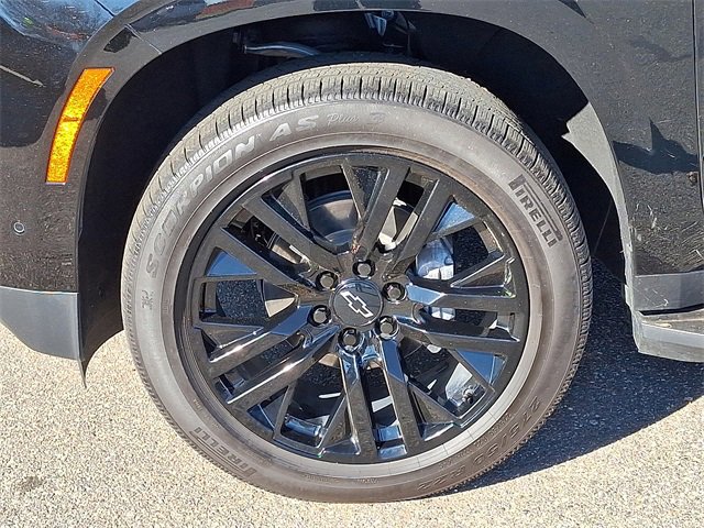 Used 2025 Chevrolet Suburban Premier w/ Sun And Tow Package image 30