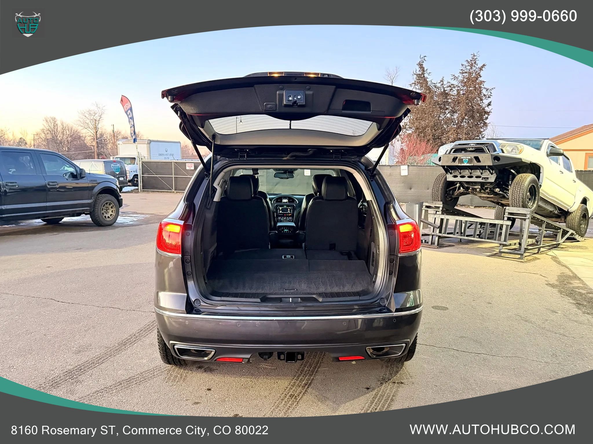 Used 2017 Buick Enclave Premium w/ Trailering Package image 7