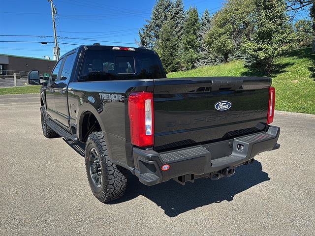 New 2027 Ford F250 XL w/ Tremor Off-Road Package AWD/4WD image 2