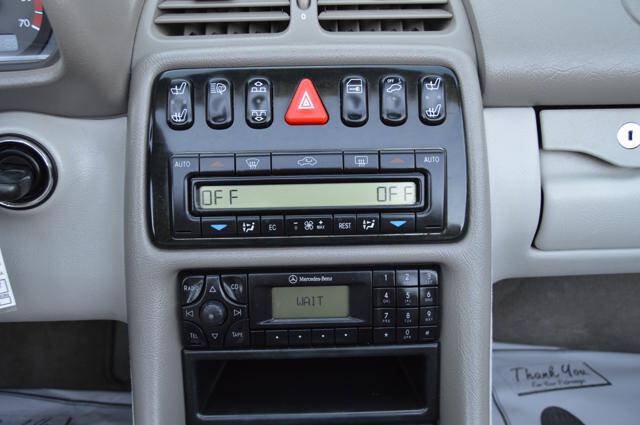 Used 2001 Mercedes-Benz CLK 430 Cabriolet image 30