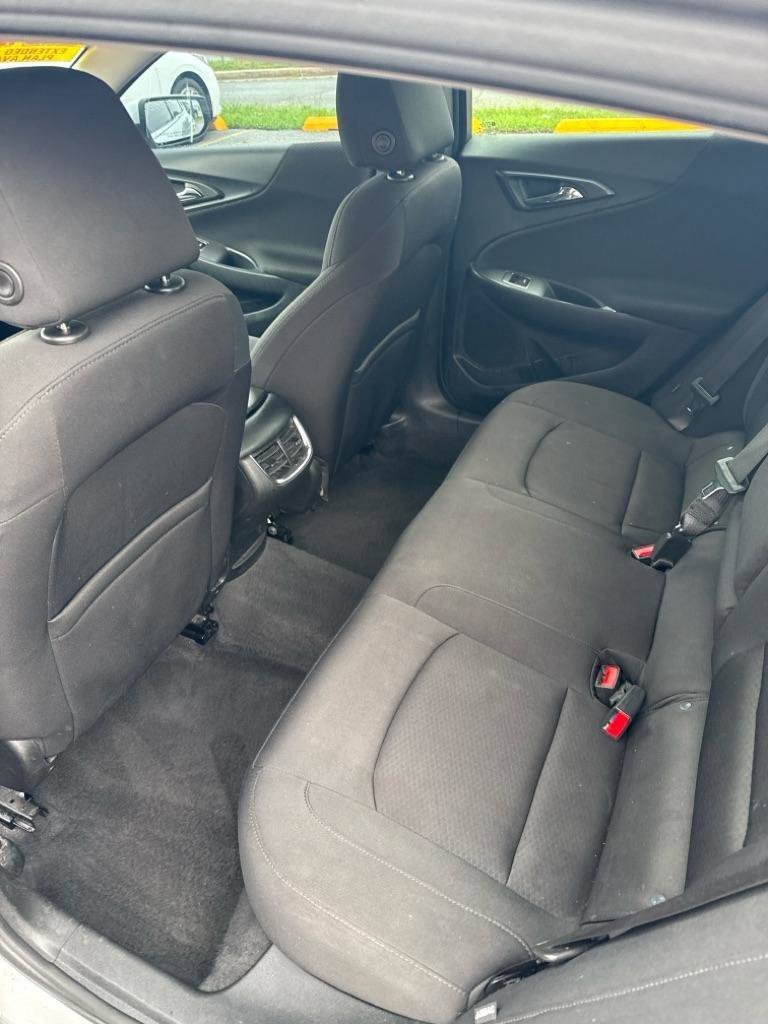 Used 2021 Chevrolet Malibu LT image 11