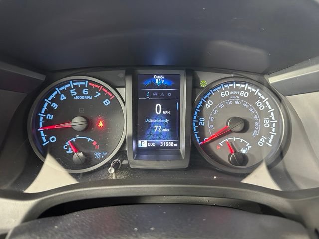Used 2021 Toyota Tacoma SR AWD/4WD image 17
