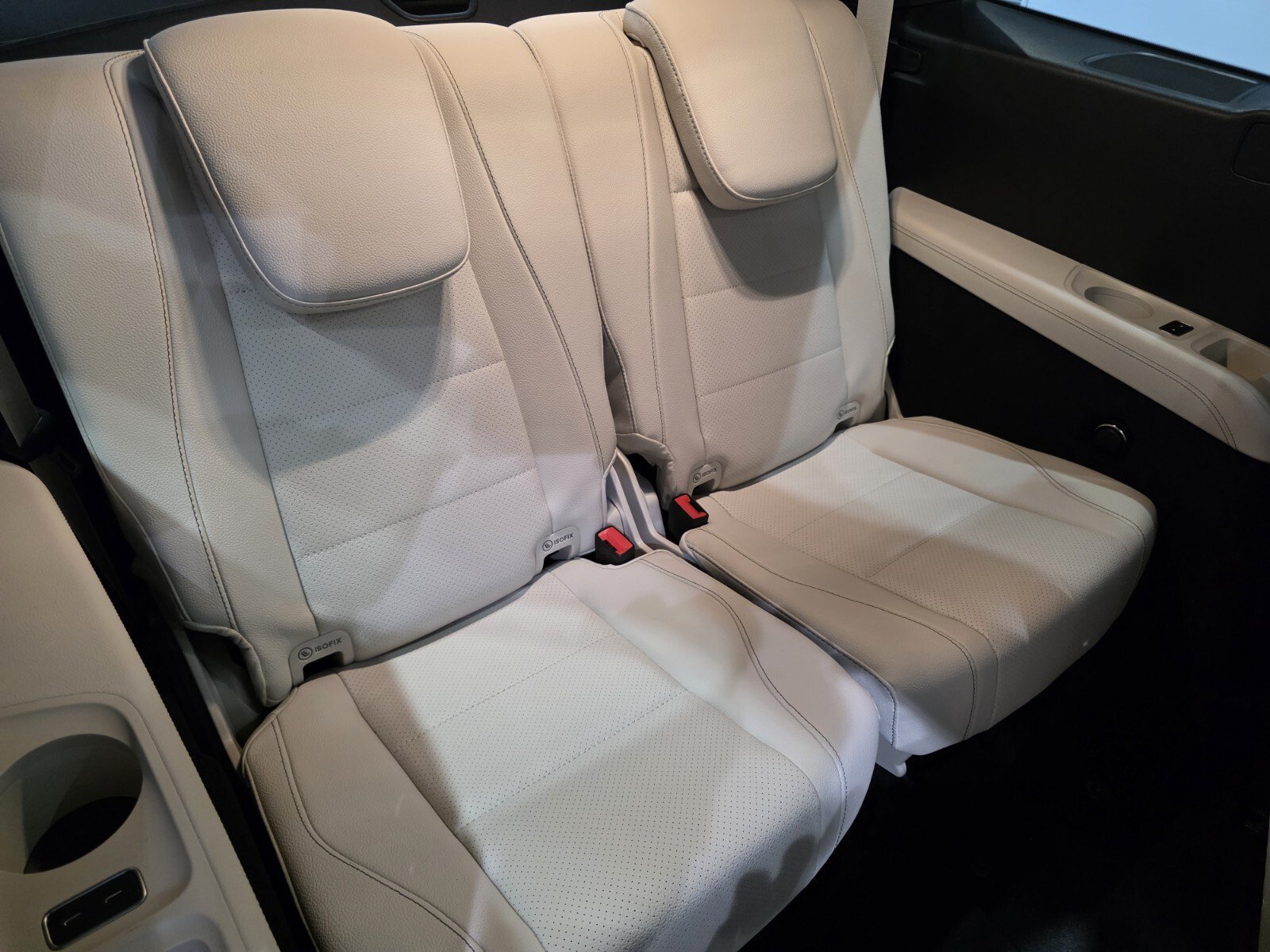 Used 2025 Mercedes-Benz GLS 450 4MATIC image 22
