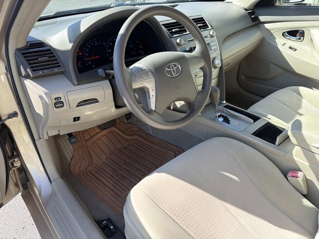 Used 2011 Toyota Camry LE w/ LE Extra-Value Pkg FWD image 23