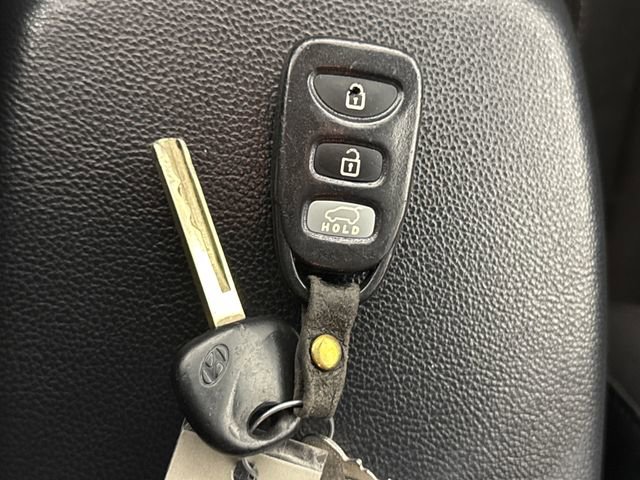 Used 2016 Hyundai Elantra GT FWD image 37