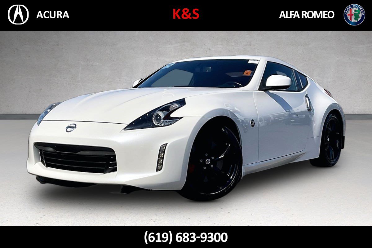 Used 2020 Nissan 370Z Coupe RWD image 1