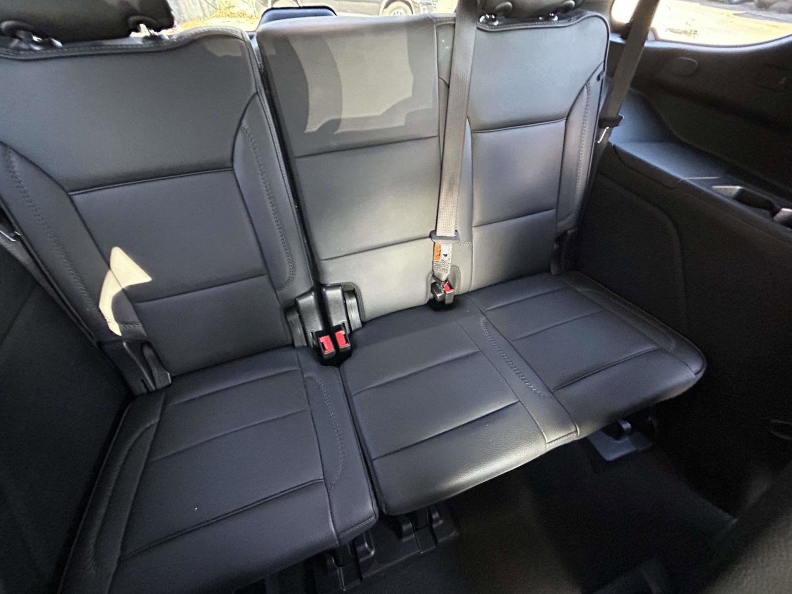 Used 2025 GMC Yukon Denali image 16