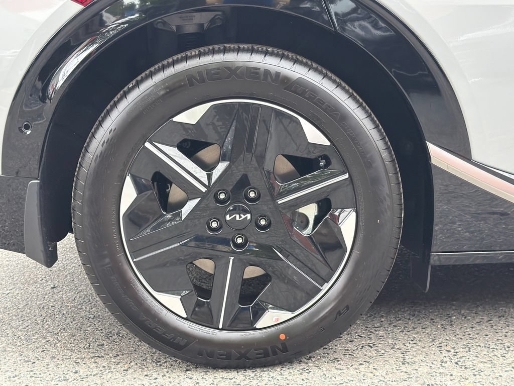 New 2026 Kia EV6 Wind AWD/4WD image 8