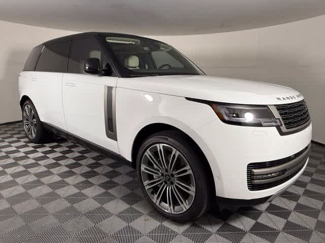 New 2027 Land Rover Range Rover Long Wheelbase SE AWD/4WD image 9