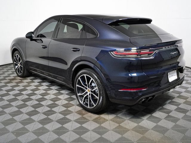 Certified 2023 Porsche Cayenne S AWD/4WD image 3