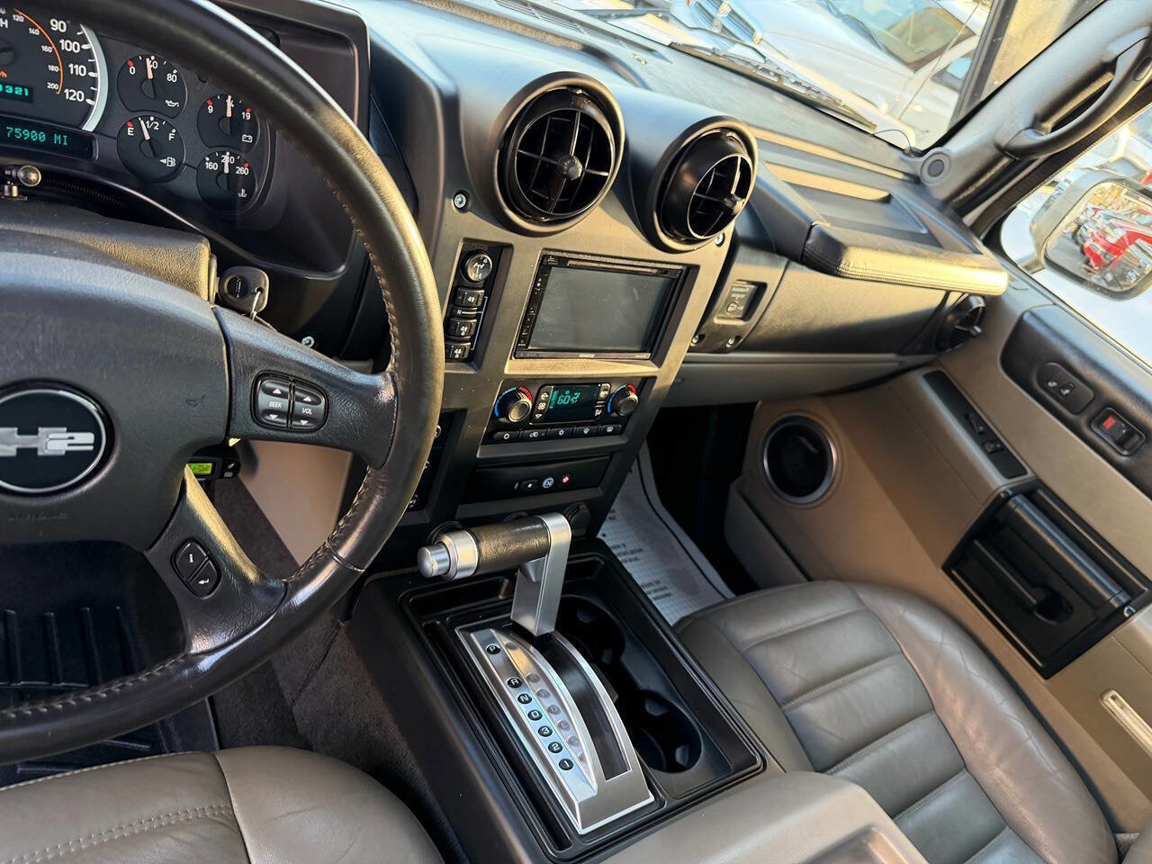 Used 2005 HUMMER H2 SUT w/ Preferred Equipment Group image 40