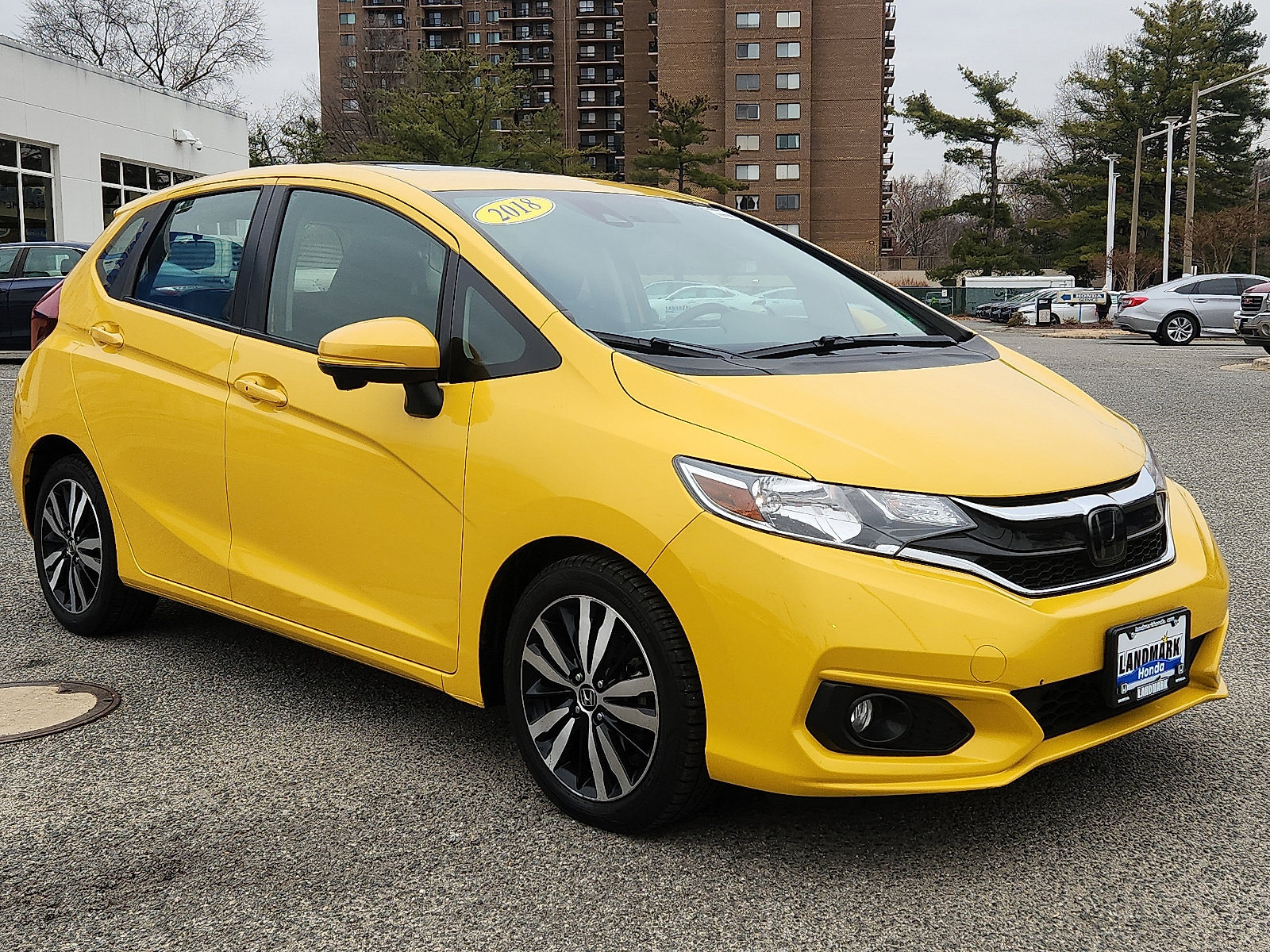 Used 2018 Honda Fit EX image 3
