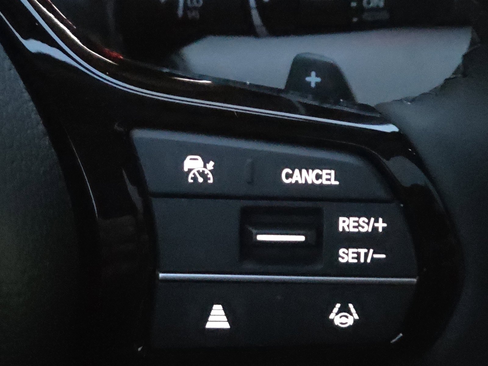 New 2025 Honda Pilot Touring image 12