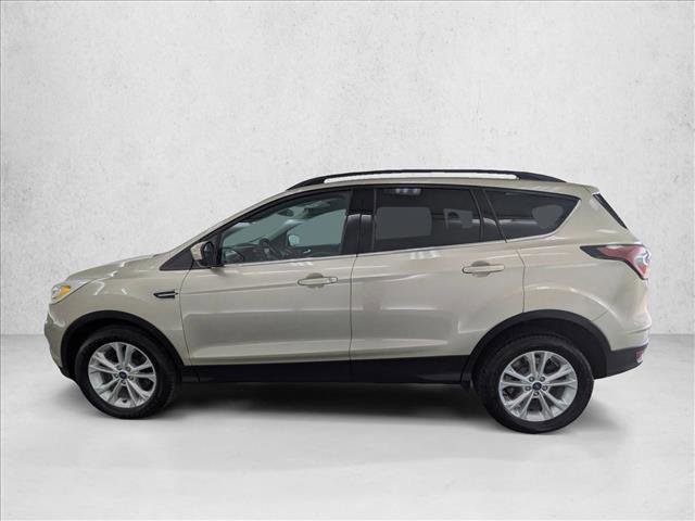 Used 2017 Ford Escape SE w/ Equipment Group 201A image 9